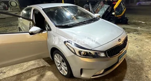 Kia Cerato 2018 Silver Automatic Used for Sale in Greater Cairo ( Cairo + Giza) - 2