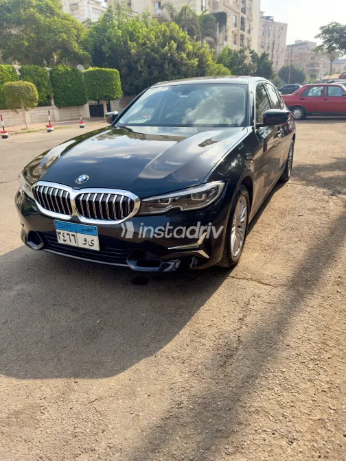 BMW 320 2020 Black Automatic Used for Sale in Greater Cairo ( Cairo + Giza) - 3