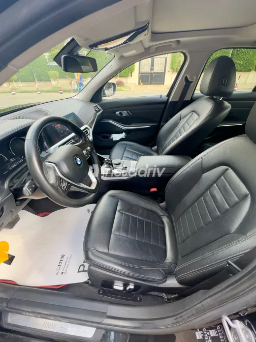 BMW 320 2020 Black Automatic Used for Sale in Greater Cairo ( Cairo + Giza) - 5
