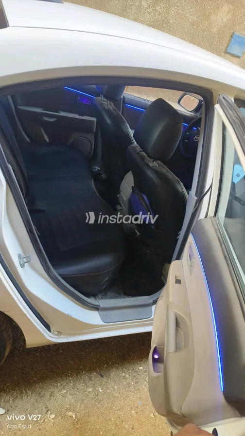 Mazda 3 2005 White Manual Used for Sale in Greater Cairo ( Cairo + Giza) - 7