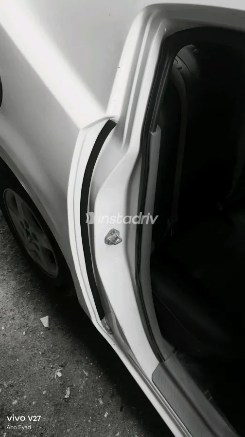 Mazda 3 2005 White Manual Used for Sale in Greater Cairo ( Cairo + Giza) - 8