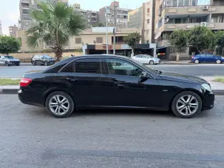 Mercedes E 200 2013 Black Automatic Used for Sale in Greater Cairo ( Cairo + Giza)