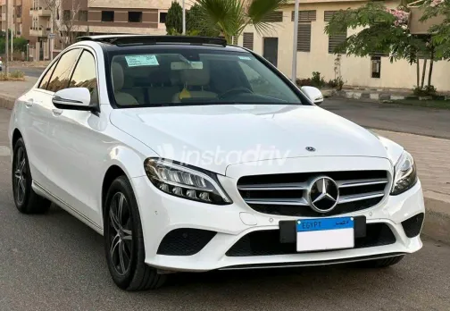 Mercedes C 180 2020 White Automatic Used for Sale in Greater Cairo ( Cairo + Giza) - 6
