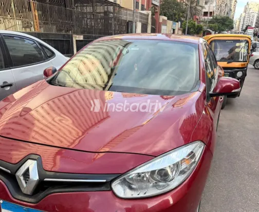 Renault Fluence 2017 White Automatic Used for Sale in Greater Cairo ( Cairo + Giza) - 2