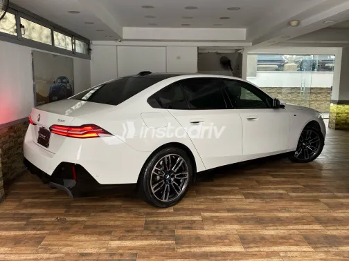 BMW 520 2024 White Automatic Used for Sale in Greater Cairo ( Cairo + Giza) - 2