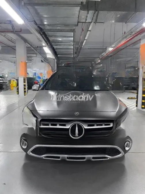 مرسيدس GLA 200 2019 رمادي أوتوماتيك مستعملة للبيع في القاهرة - 1