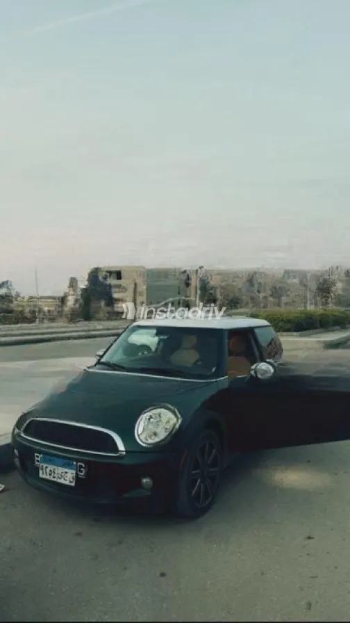 Mini Mini Cooper S 2007 Dark Green Automatic Used for Sale in Cairo - 2