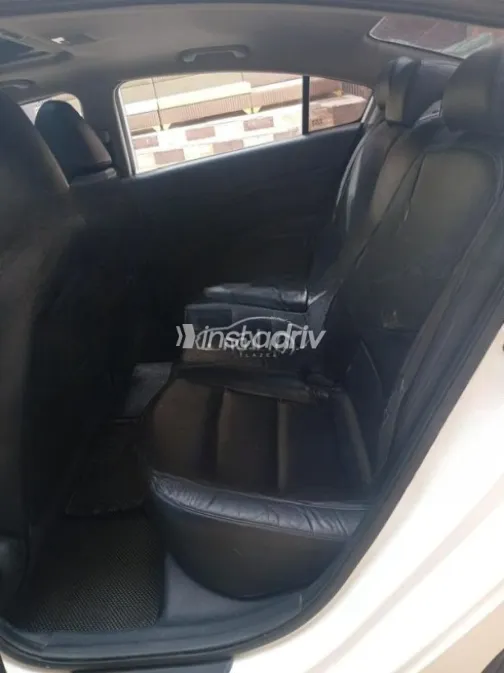Kia K3 2013 White Automatic Used for Sale in Mansoura - 6