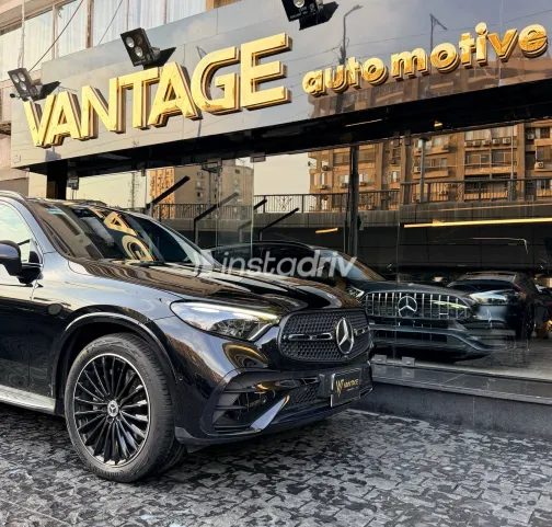 مرسيدس GLC 300 2023 أسود أوتوماتيك مستعملة للبيع في القاهرة الكبرى ( القاهرة - الجيزة) - 5
