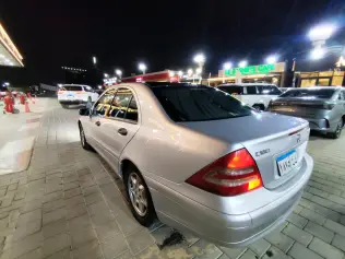 Mercedes C 180 2003 Silver Automatic Used for Sale in Greater Cairo ( Cairo + Giza)