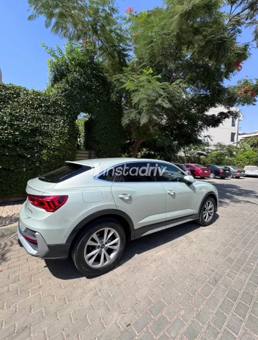 Audi Q3 2021 Beige Automatic Used for Sale in Greater Cairo ( Cairo + Giza) - 4