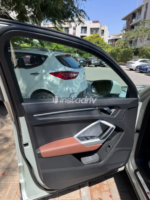 Audi Q3 2021 Beige Automatic Used for Sale in Greater Cairo ( Cairo + Giza) - 8