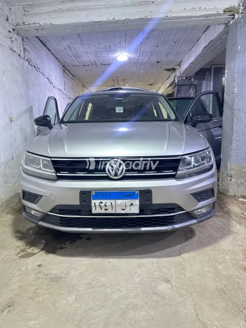 Volkswagen Tiguan 2020 Silver Automatic Used for Sale in Greater Cairo ( Cairo + Giza) - 1
