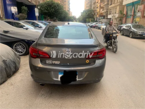 Opel Astra 2020 Gray Automatic Used for Sale in Greater Cairo ( Cairo + Giza) - 1
