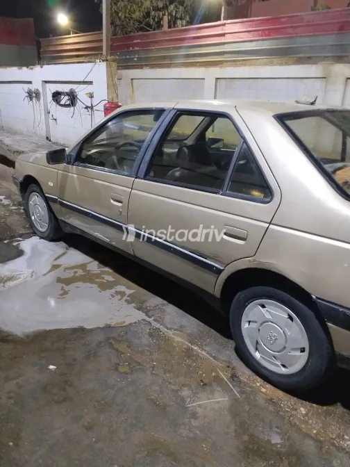 Peugeot 405 1992 Gold Manual Used for Sale in Greater Cairo ( Cairo + Giza) - 4
