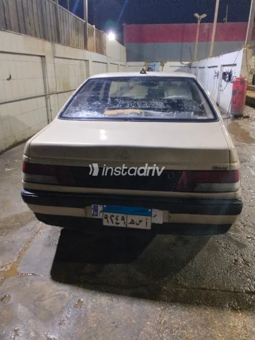 Peugeot 405 1992 Gold Manual Used for Sale in Greater Cairo ( Cairo + Giza) - 5