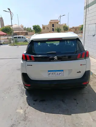 بيجو 5008 2020 أبيض أوتوماتيك مستعملة للبيع في القاهرة الكبرى ( القاهرة - الجيزة)