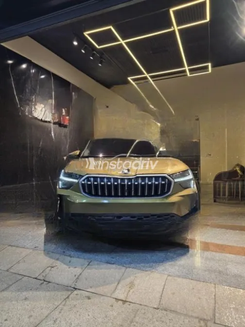 Skoda Kodiaq 2024 Gold Automatic Used for Sale in Sheikh Zayed City - 2