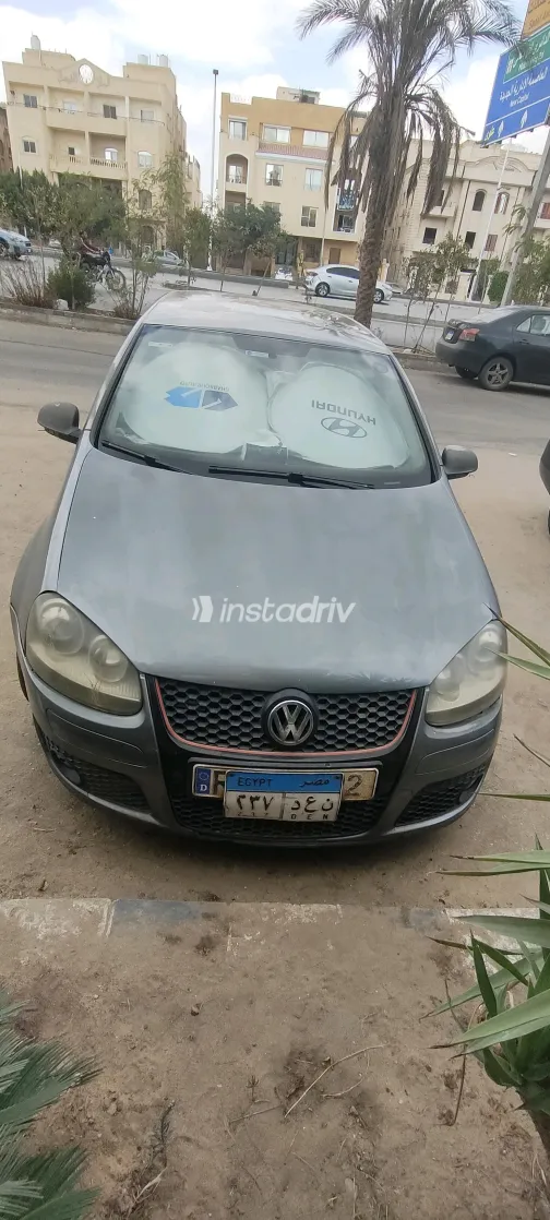 Volkswagen Golf 5 2008 Gray Automatic Used for Sale in Greater Cairo ( Cairo + Giza) - 4