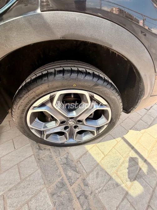 Renault Kadjar 2019 Black Automatic Used for Sale in Greater Cairo ( Cairo + Giza) - 6