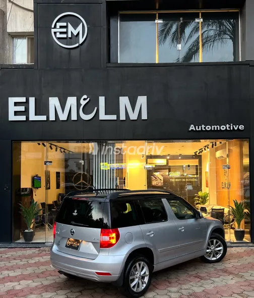 Skoda Yeti 2016 Gray Automatic Used for Sale in Greater Cairo ( Cairo + Giza) - 1