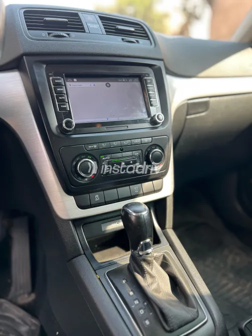 Skoda Yeti 2016 Gray Automatic Used for Sale in Greater Cairo ( Cairo + Giza) - 5