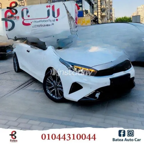 Kia Cerato 2024 White Automatic Used for Sale in Nasr city - 1