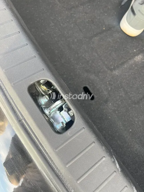 Hyundai Accent 2011 Black Automatic Used for Sale in Greater Cairo ( Cairo + Giza) - 2