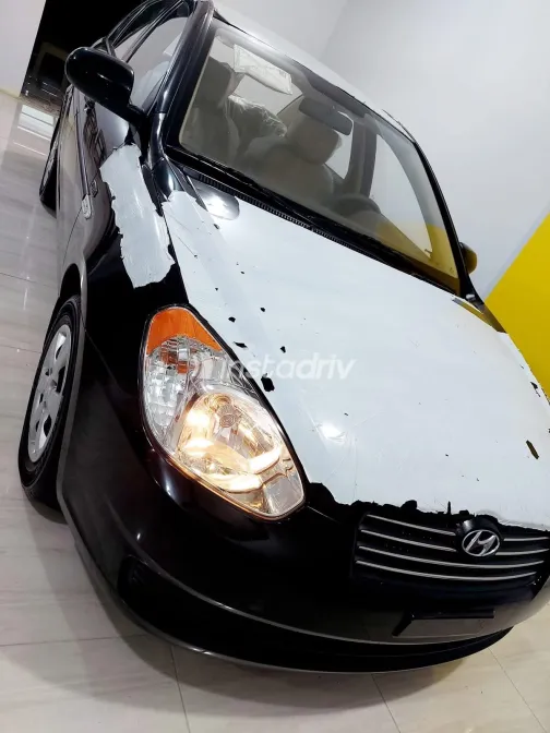 Hyundai Accent 2011 Black Automatic Used for Sale in Greater Cairo ( Cairo + Giza) - 6