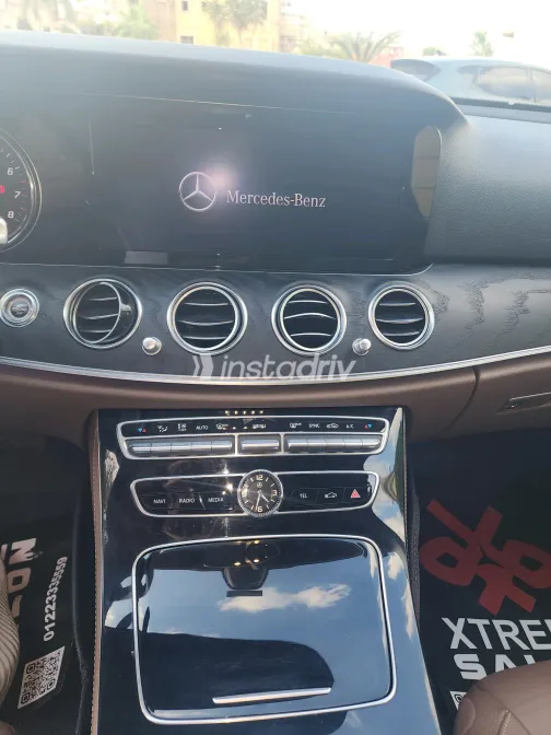 Mercedes E 180 2019 Black Automatic Used for Sale in Greater Cairo ( Cairo + Giza) - 3