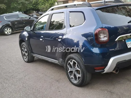 Renault Duster 2019 Blue Automatic Used for Sale in Greater Cairo ( Cairo + Giza) - 2