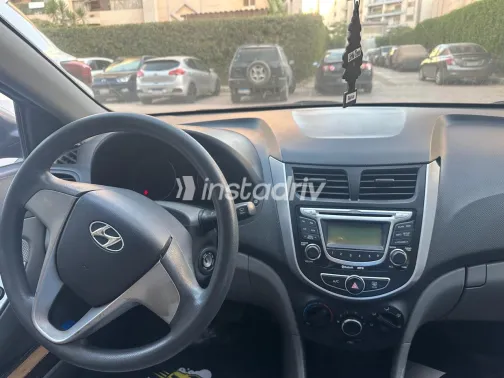 Hyundai Accent RB 2015 Gray Automatic Used for Sale in Greater Cairo ( Cairo + Giza) - 2