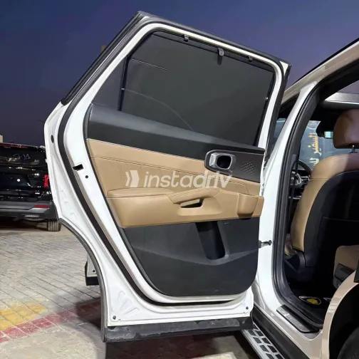 Kia Sorento 2024 White Automatic Used for Sale in Greater Cairo ( Cairo + Giza) - 8