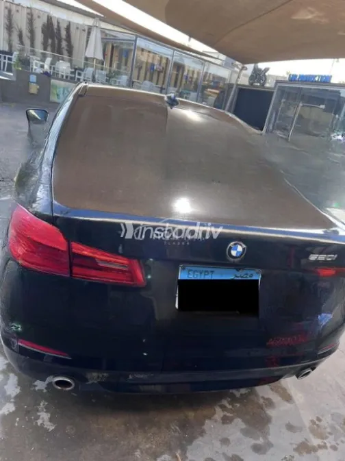 BMW 520 2019 Black Automatic Used for Sale in Madinaty - 4