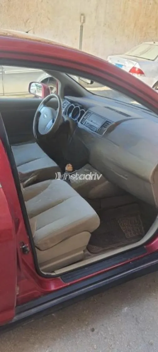 Nissan Tiida 2008 Red Automatic Used for Sale in Cairo - 3