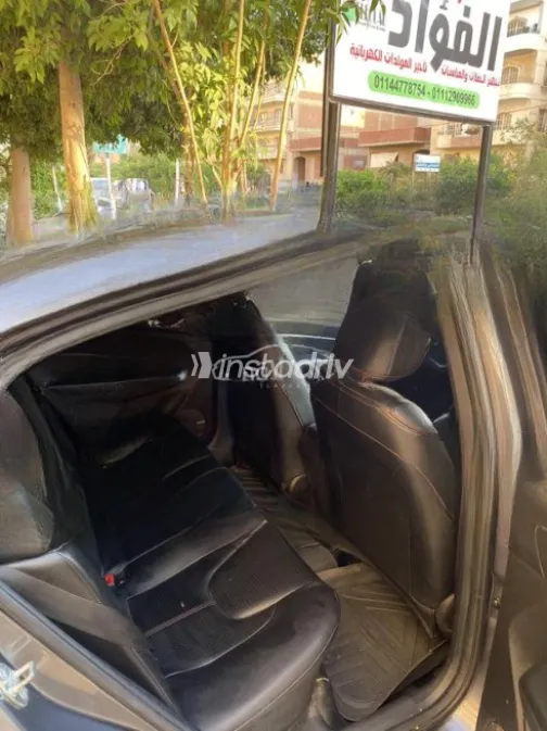 شيرى اريزو 5 2025 رمادي أوتوماتيك مستعملة للبيع في 6 أكتوبر - 2
