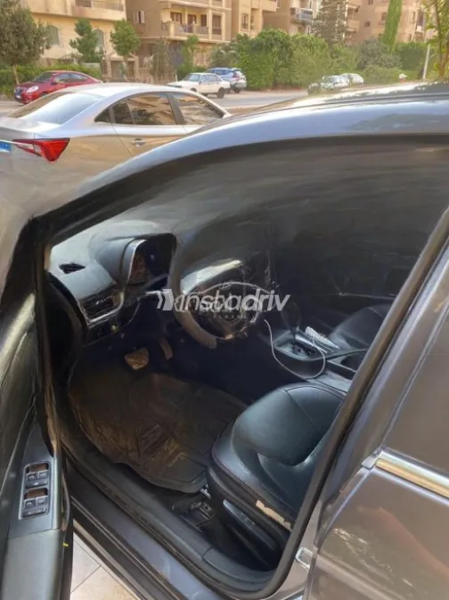 شيرى اريزو 5 2025 رمادي أوتوماتيك مستعملة للبيع في 6 أكتوبر - 3