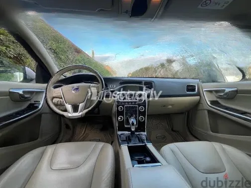 Volvo S60 2018 Silver Automatic Used for Sale in Maadi - 7