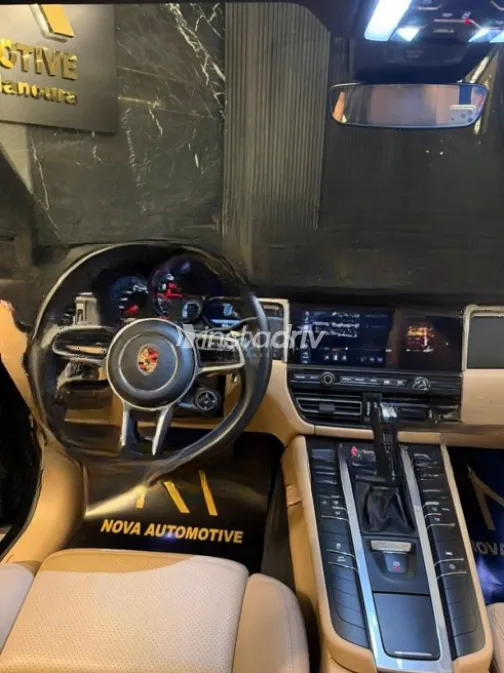 Porsche Macan 2021 Black Automatic Used for Sale in Cairo - 7