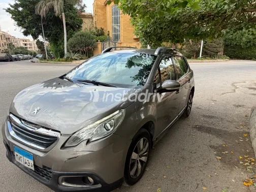 Peugeot 2008 2015 Champagne Automatic Used for Sale in Greater Cairo ( Cairo + Giza) - 3