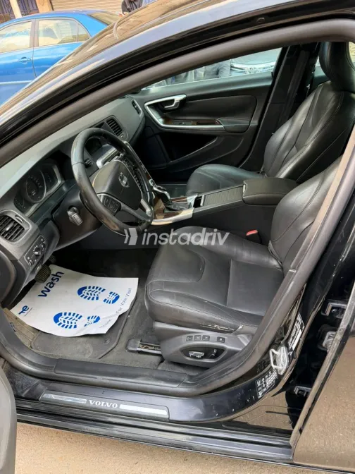 Volvo S60 2015 Black Automatic Used for Sale in Greater Cairo ( Cairo + Giza) - 2