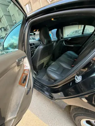 Volvo S60 2015 Black Automatic Used for Sale in Greater Cairo ( Cairo + Giza)