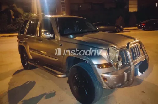 Jeep Liberty 2007 Gray Automatic Used for Sale in Greater Cairo ( Cairo + Giza) - 3