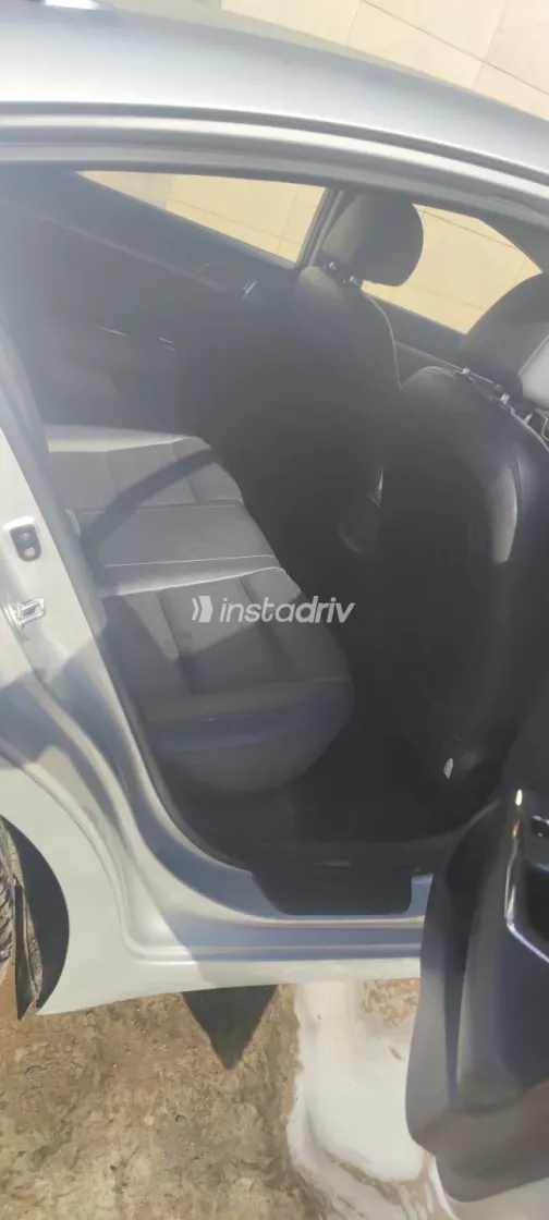 Hyundai Avante 2017 Gray Automatic Used for Sale in Greater Cairo ( Cairo + Giza) - 1