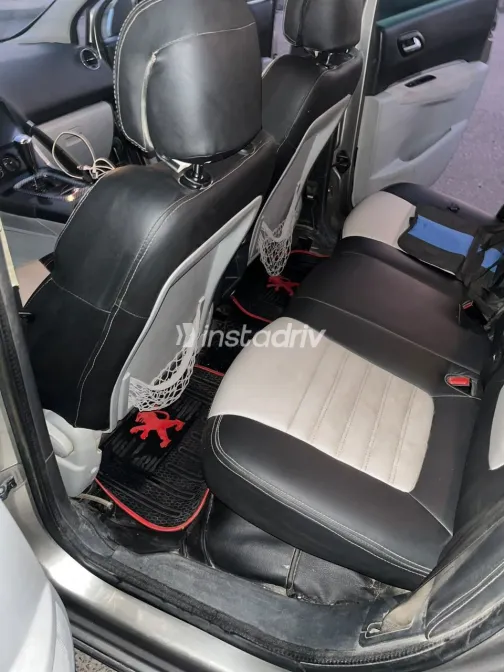 Peugeot 3008 2013 Gray Automatic Used for Sale in Greater Cairo ( Cairo + Giza) - 4