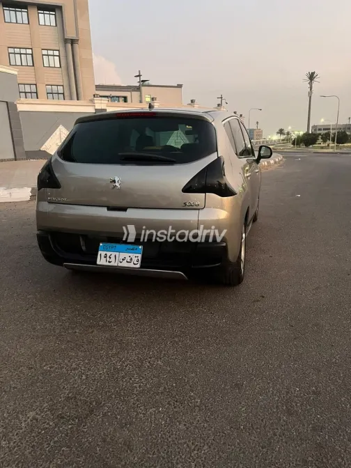 Peugeot 3008 2013 Gray Automatic Used for Sale in Greater Cairo ( Cairo + Giza) - 5