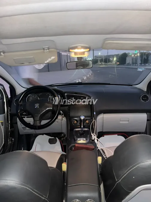 Peugeot 3008 2013 Gray Automatic Used for Sale in Greater Cairo ( Cairo + Giza) - 9