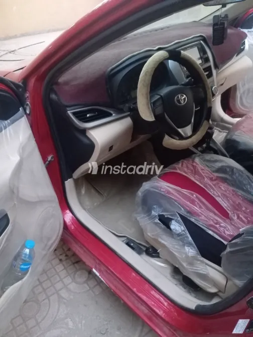 Toyota Yaris 2020 Red Automatic Used for Sale in Greater Cairo ( Cairo + Giza) - 6