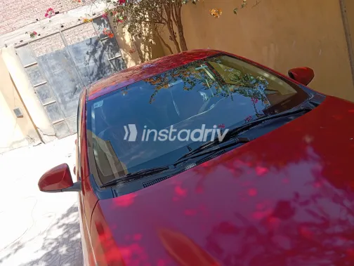 Toyota Yaris 2020 Red Automatic Used for Sale in Greater Cairo ( Cairo + Giza) - 9