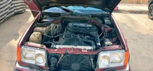 Mercedes E 230 1989 Red Automatic Used for Sale in Greater Cairo ( Cairo + Giza)